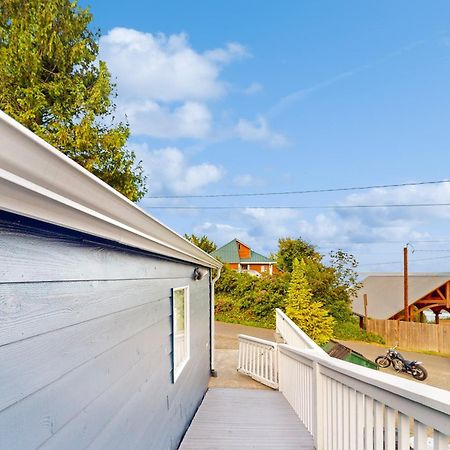 Tides Out Loft Apartment Suquamish Exterior photo