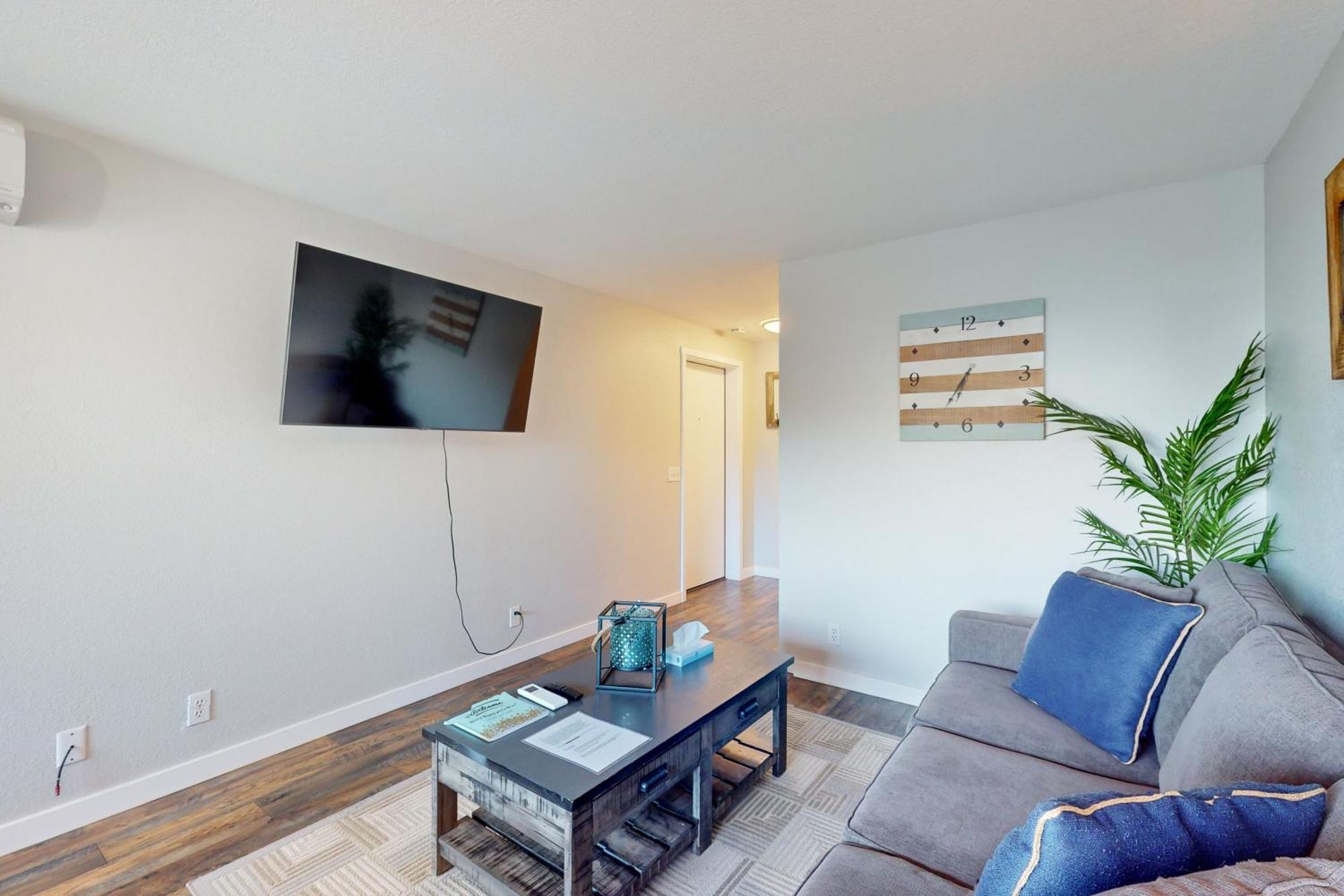 Tides Out Loft Apartment Suquamish Exterior photo